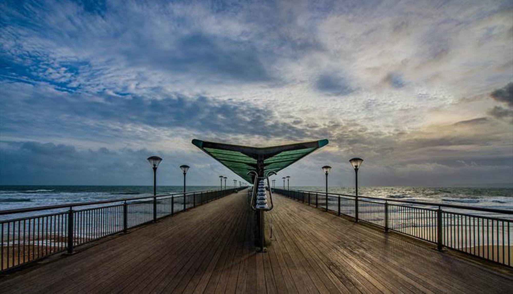 A Beautiful Apartment With Stunning Sea Views & Private Balcony บอร์นมัธ ภายนอก รูปภาพ